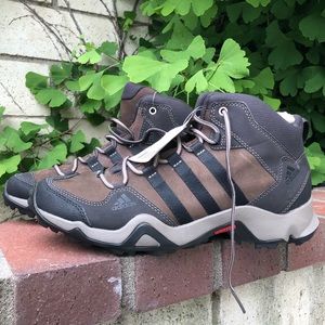 Adidas Bushwood Mid Leather Hiking Boots